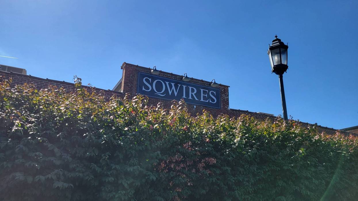 Sqwires