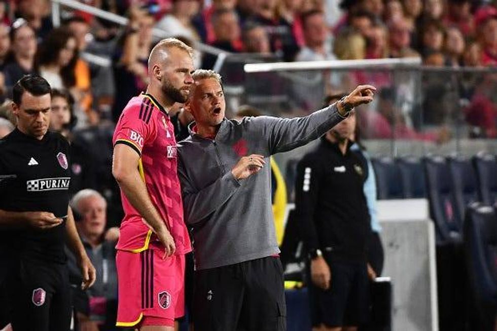 ST. LOUIS, MO - AUGUST 30: Bradley Carnell Head Coach St. Louis City SC gives instructions to Joao Klauss #9 during a game between FC Dallas and St. Louis City SC at Citypark on August 30, 2023 in St. Louis, Missouri.