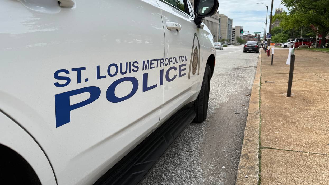 St. Louis Police enforce youth curfew