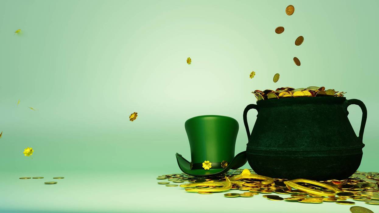 St Patricks Day Pot And Gold Background