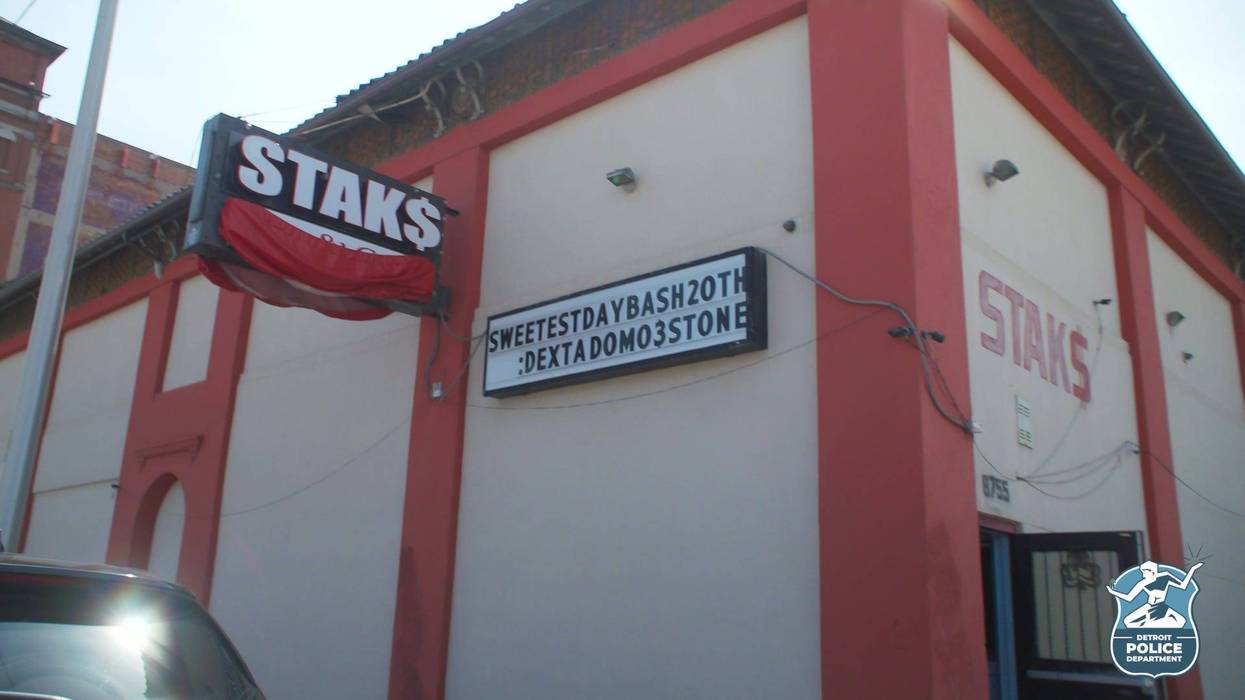 Stak$ Bar & Grill