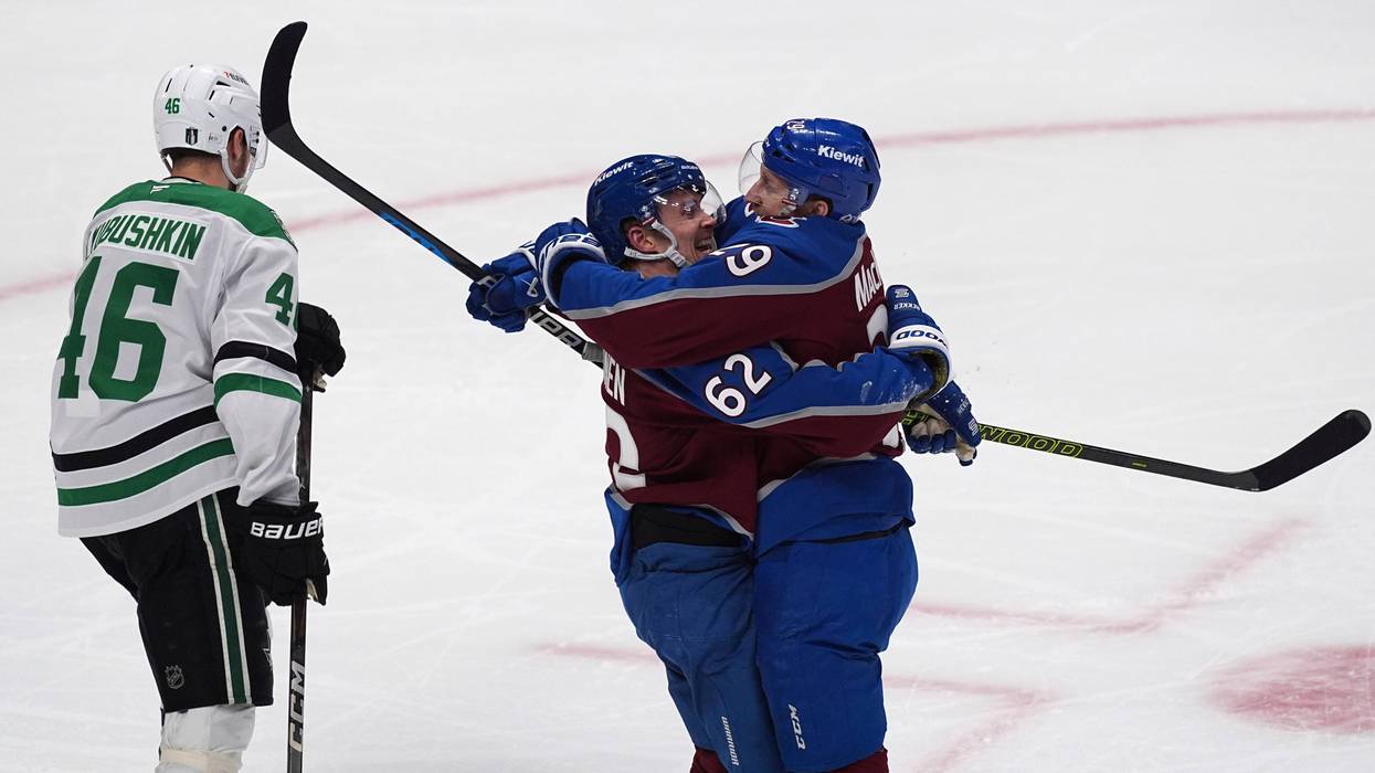 Stars Avalanche Hockey