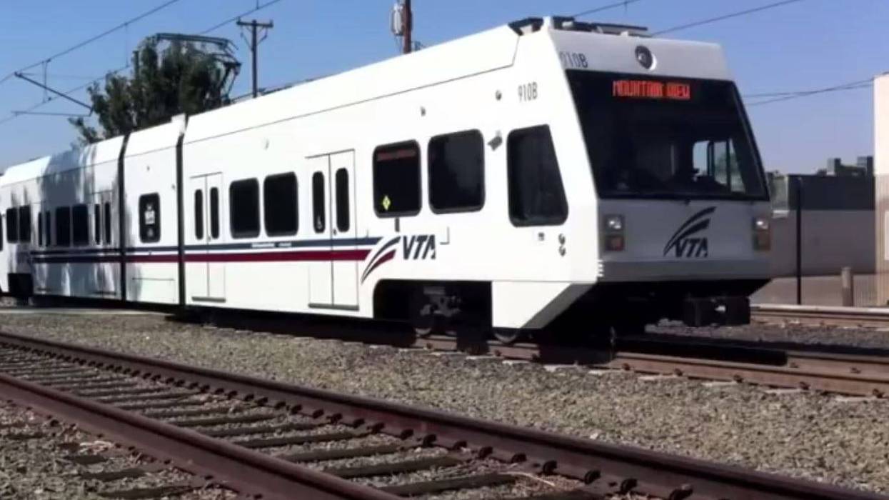 Starting on Saturday and continuing through New Year’s Eve, VTA riders will enjoy four days of fare-free travel as they acclimate themselves to VTA’s New Transit Service Plan.