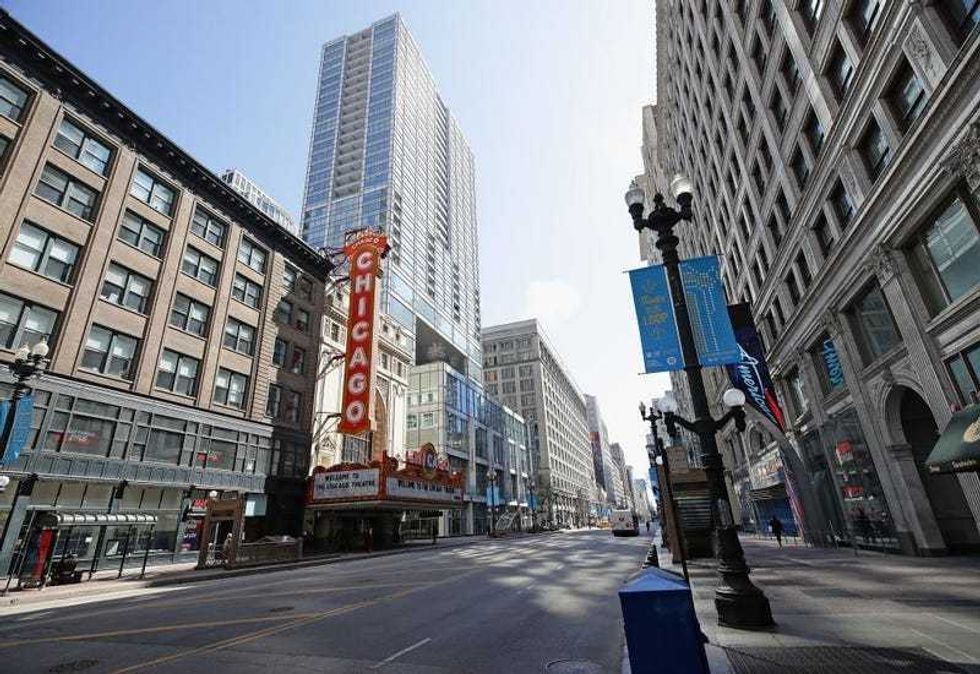 State Street featuring the Chicago Theater