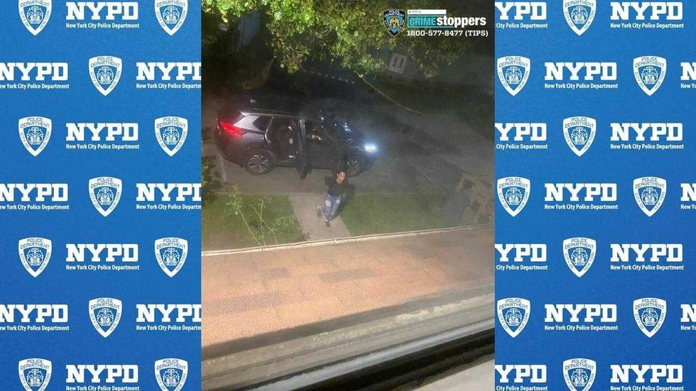 Staten Island man violently robbed by 4 people who knocked on his door at 4:30 a.m.