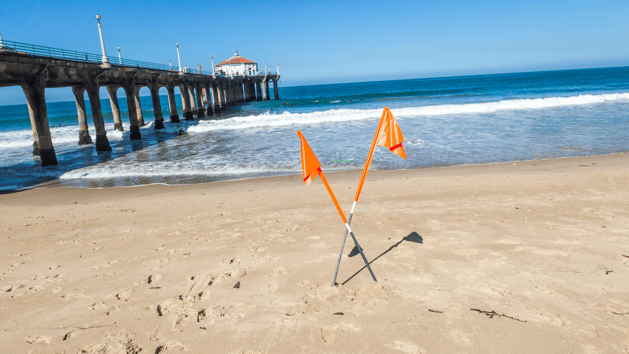 Stay off the beaches and out of the water in LA County
