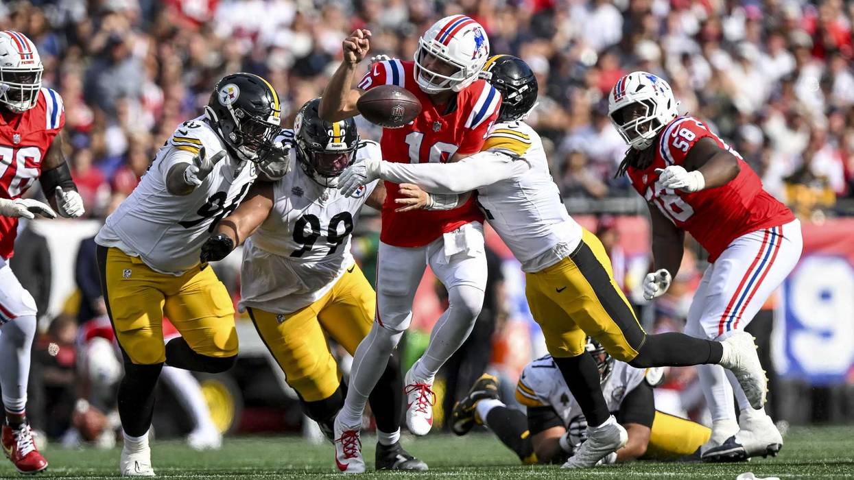 Steelers force fumble vs Patriots