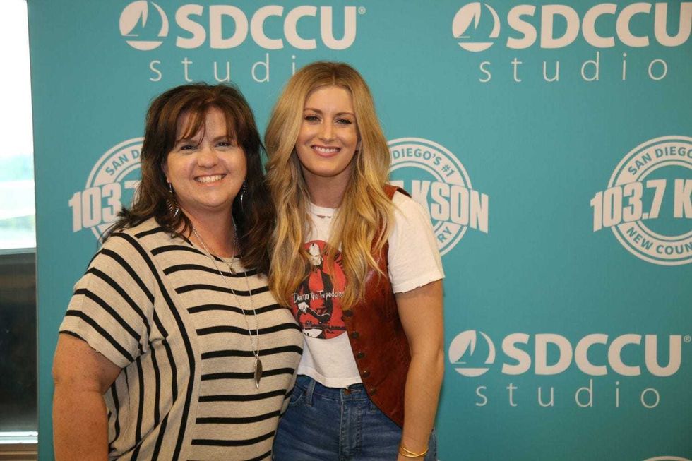 Stephanie Quayle Pickin Parlor