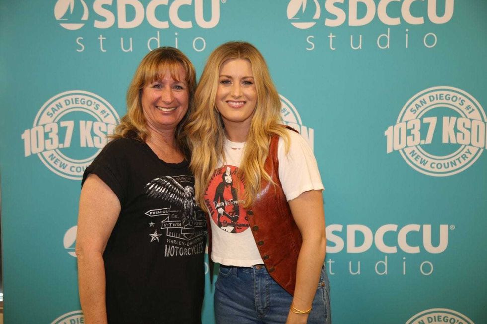 Stephanie Quayle Pickin Parlor