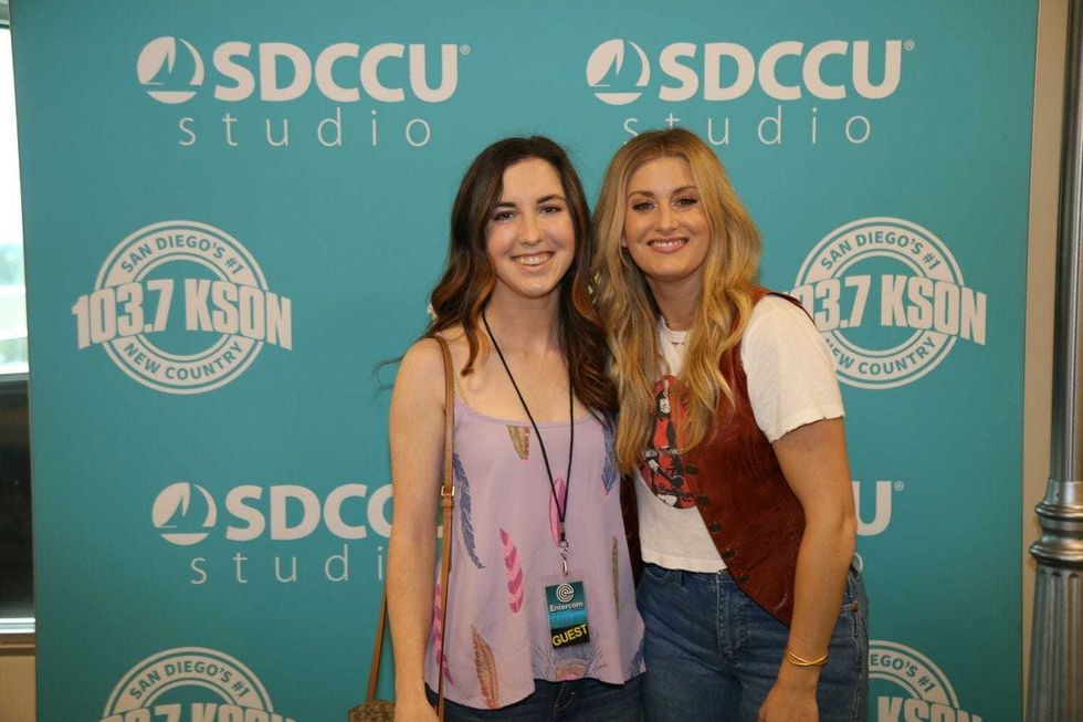 Stephanie Quayle Pickin Parlor