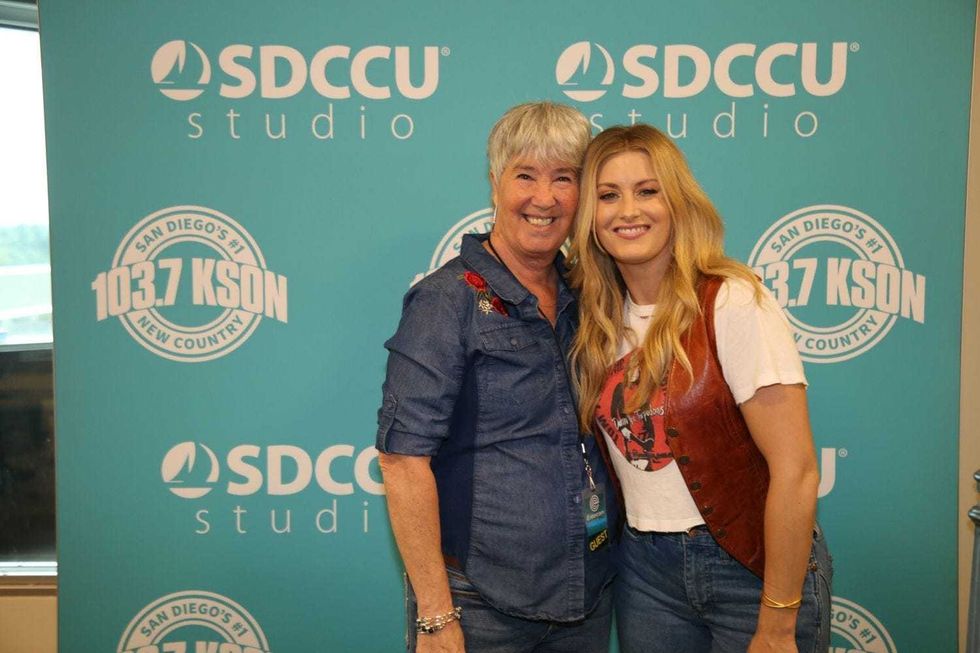 Stephanie Quayle Pickin Parlor