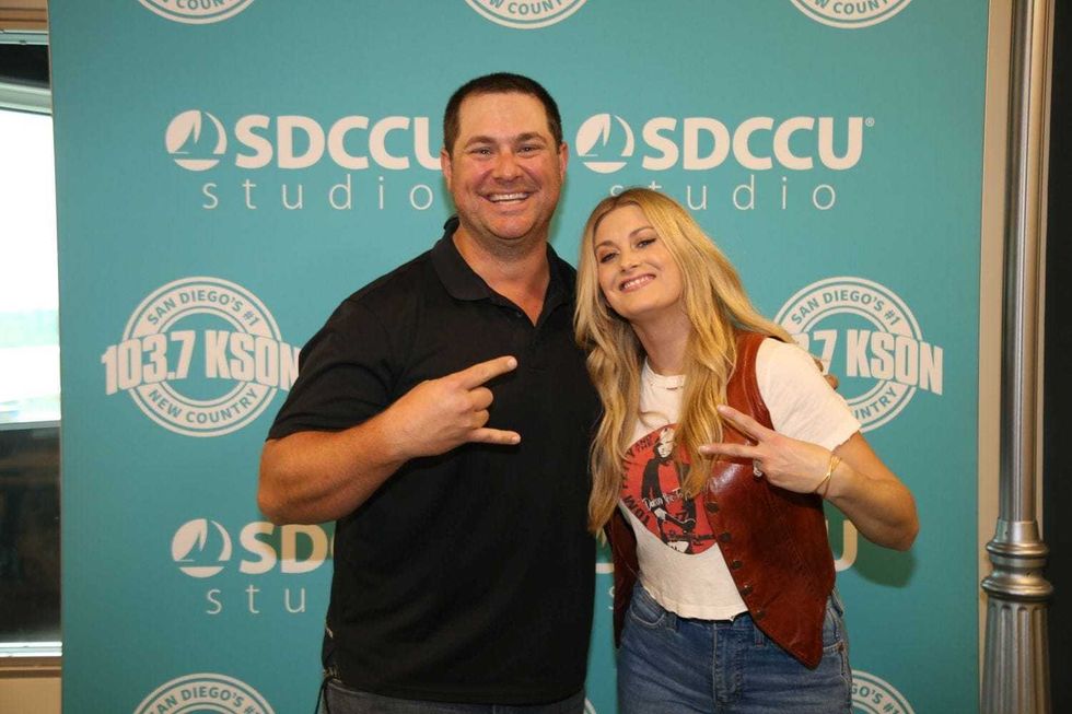 Stephanie Quayle Pickin Parlor