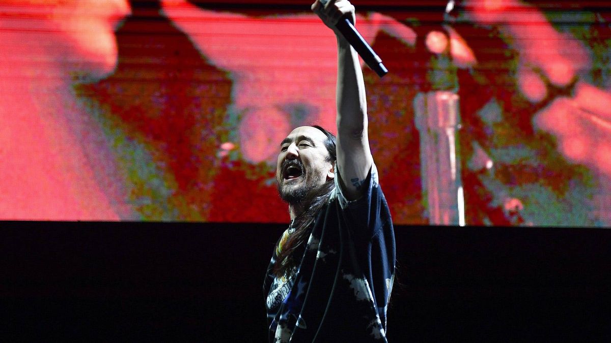 Steve Aoki at Audacy Beach Festival 2021