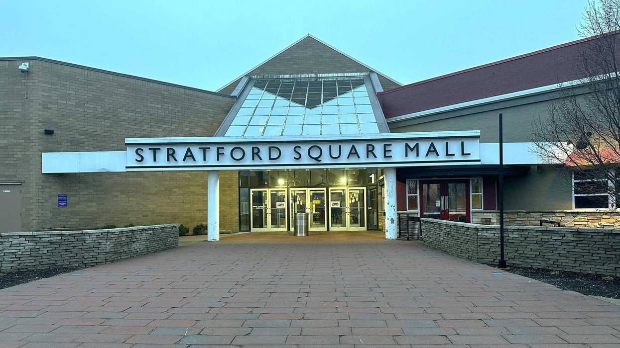 Stratford Square Mall