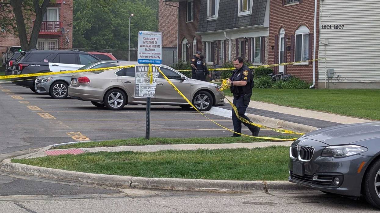 Streamwood police investigate stabbing deaths of woman and girl