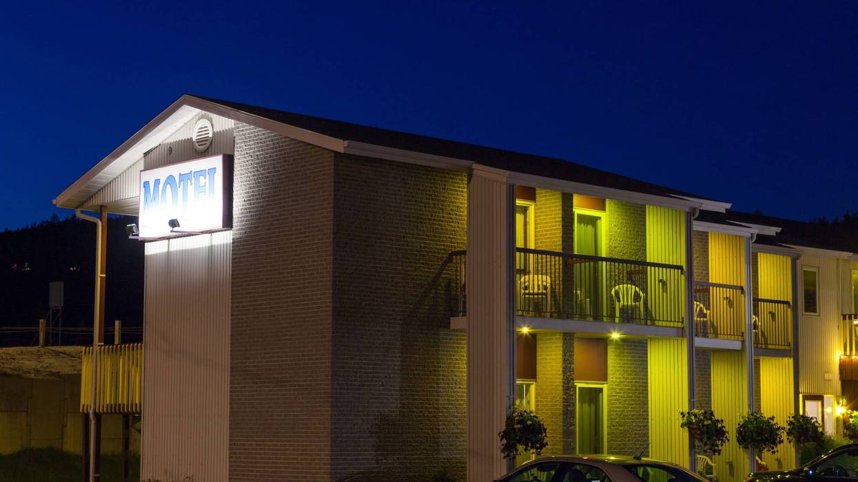 Studio-6 New Orleans East evicts residents in one day