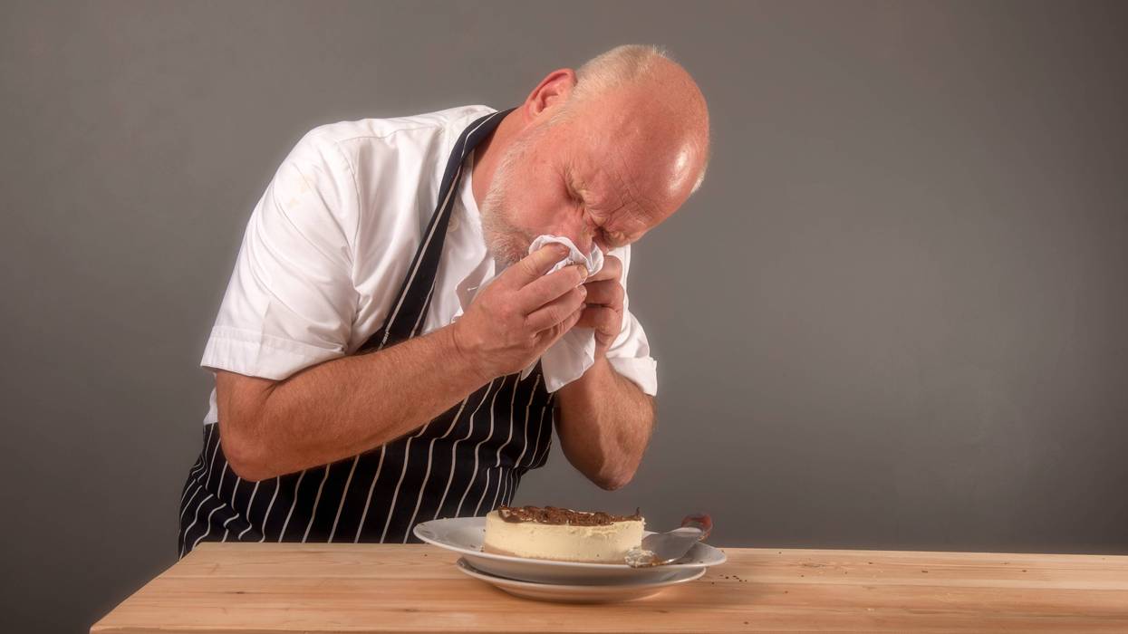 Study finds many illness outbreaks at restaurants start with sick workers