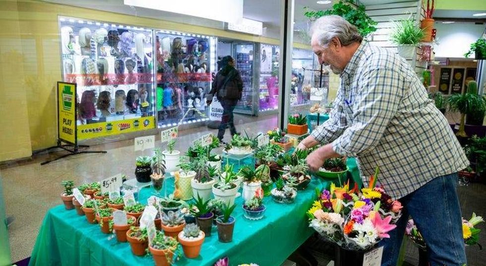 Suburban Station merchants say homeless services hub is valued, but doesn\u2019t \u2018belong down here\u2019 9