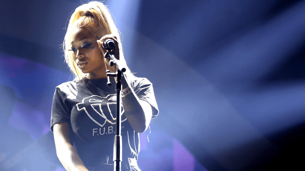 Summer Walker is done showing off her baby after photo backlash