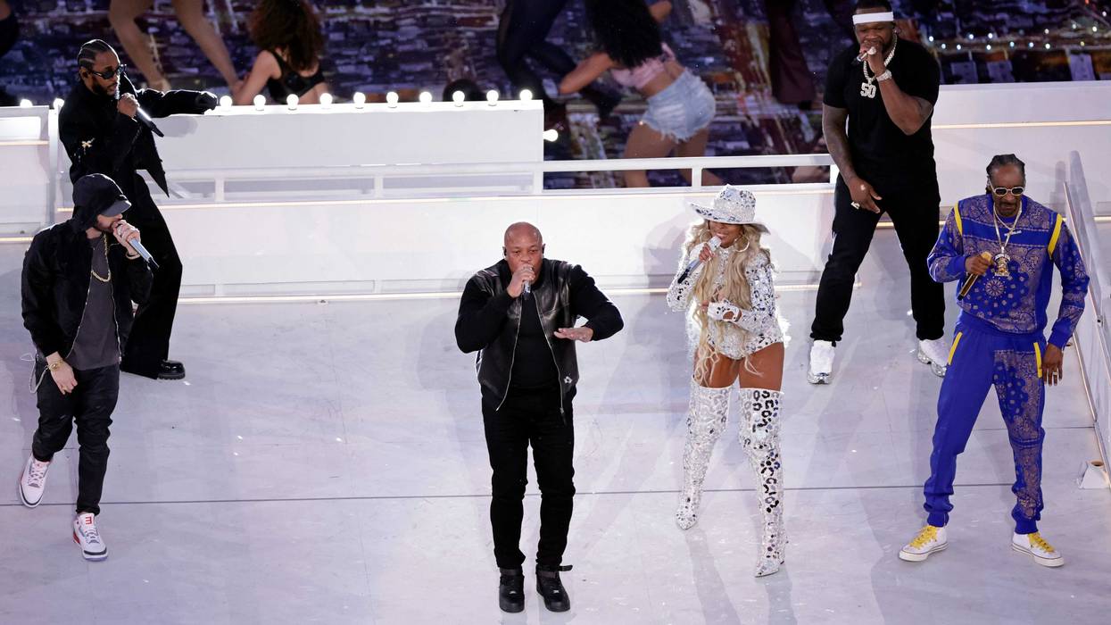 Super Bowl Halftime Show Apple