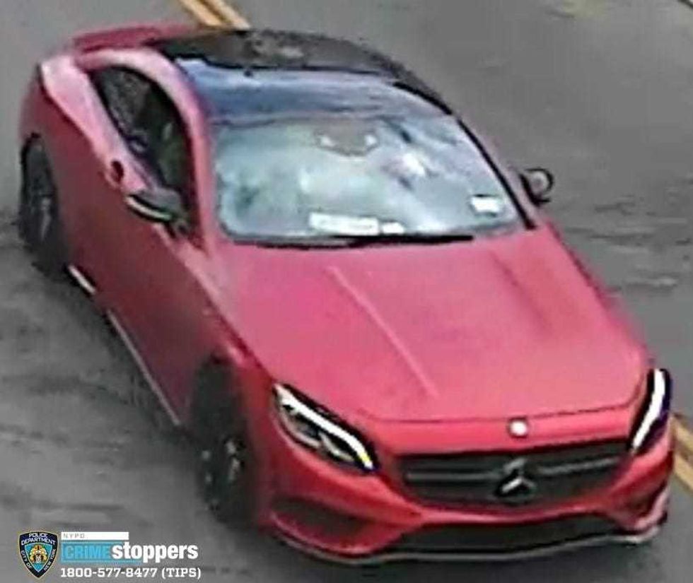 Suspect chokes, punches man, 64, after dispute on Brooklyn street