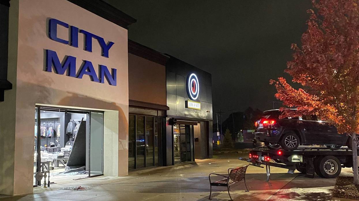 SUV crashed into men's clothing store in Detroit