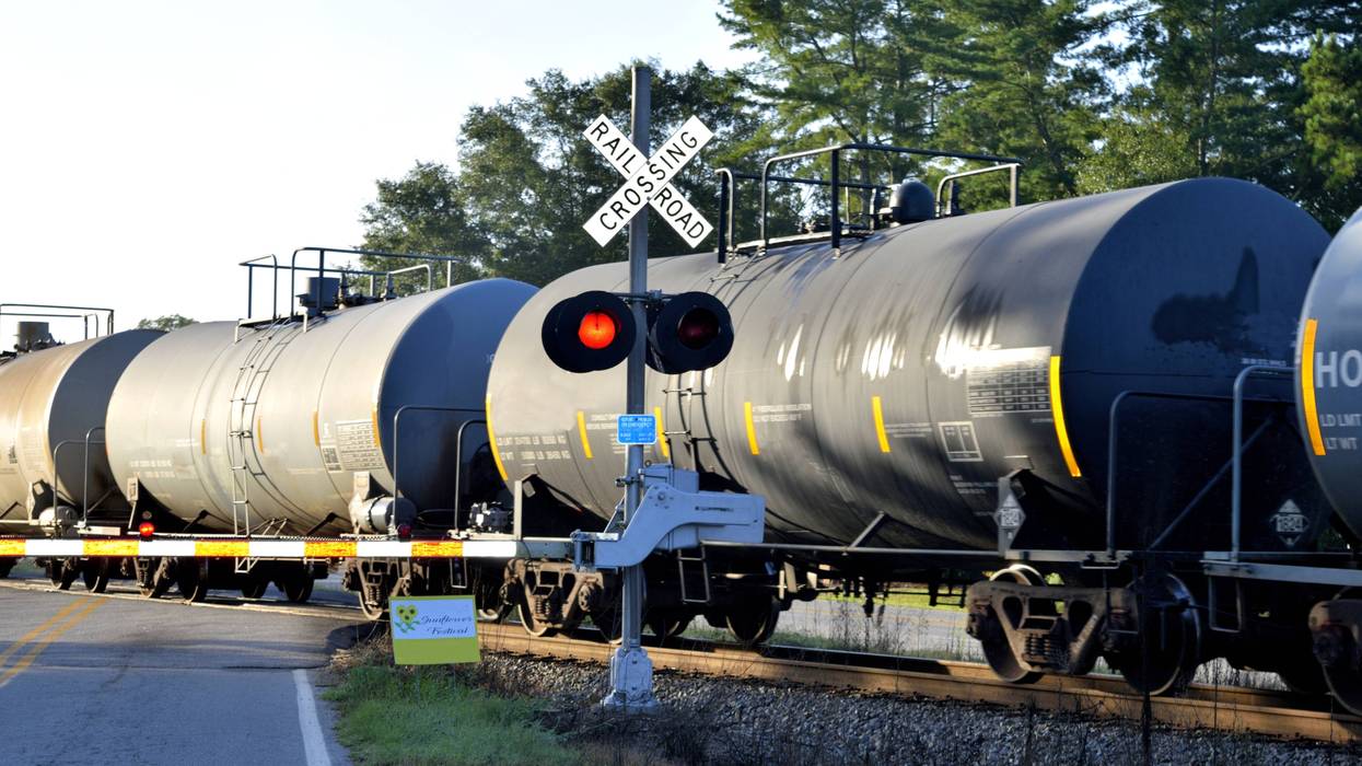 Railroad merger could worsen Chicago-area crossing delays, planners warn