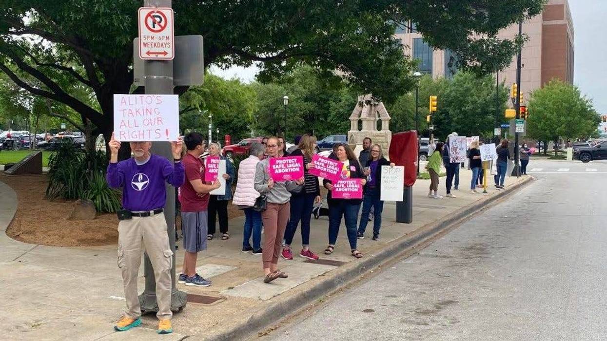 Tarrant County Courthouse - Pro-Abortion Protest
