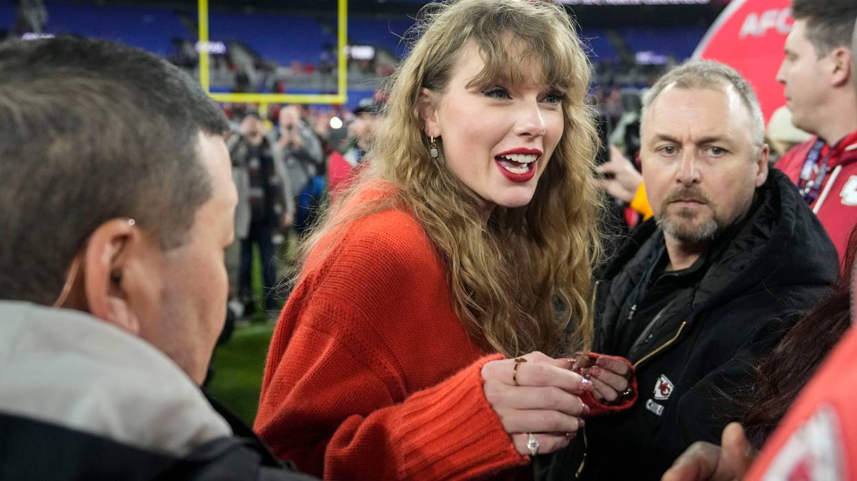 TAYLOR SWIFT-INTELIGENCIA ARTIFICIAL
