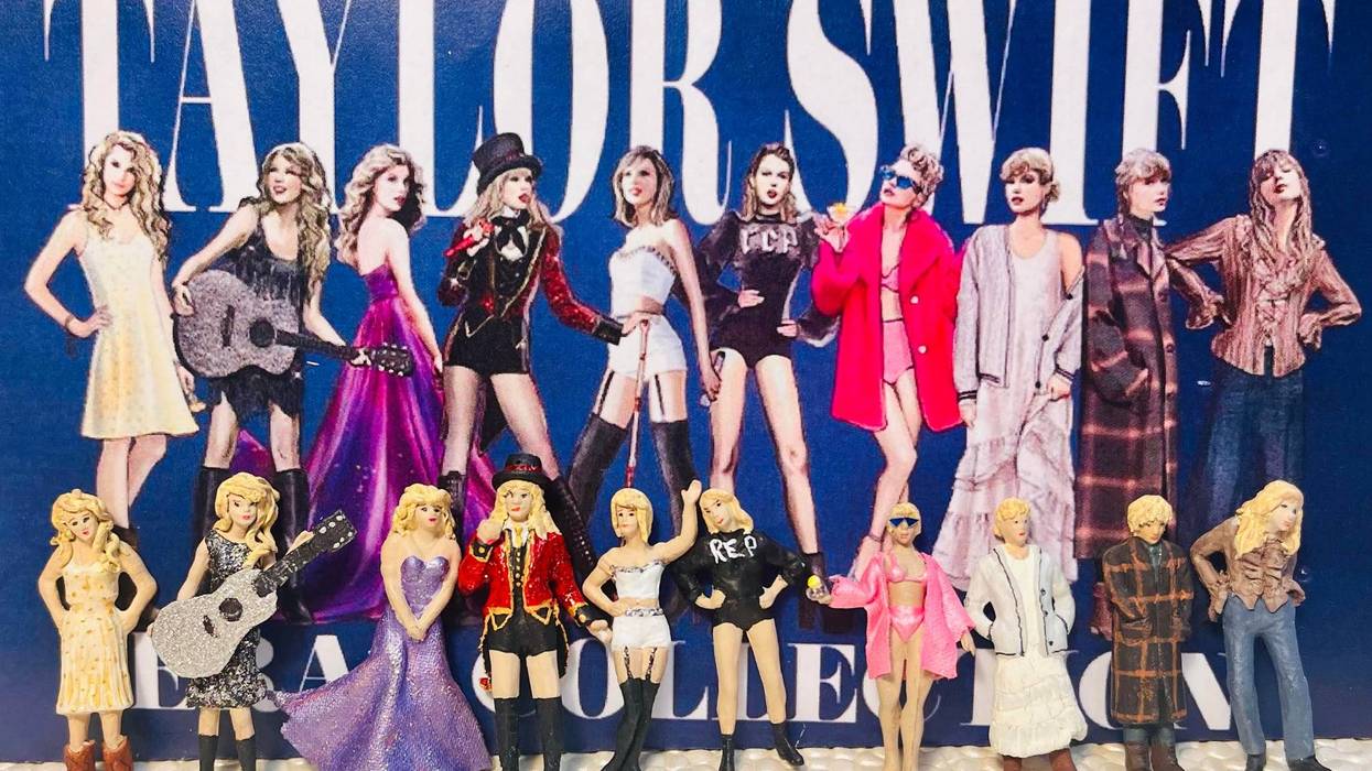 Taylor Swift miniature figures