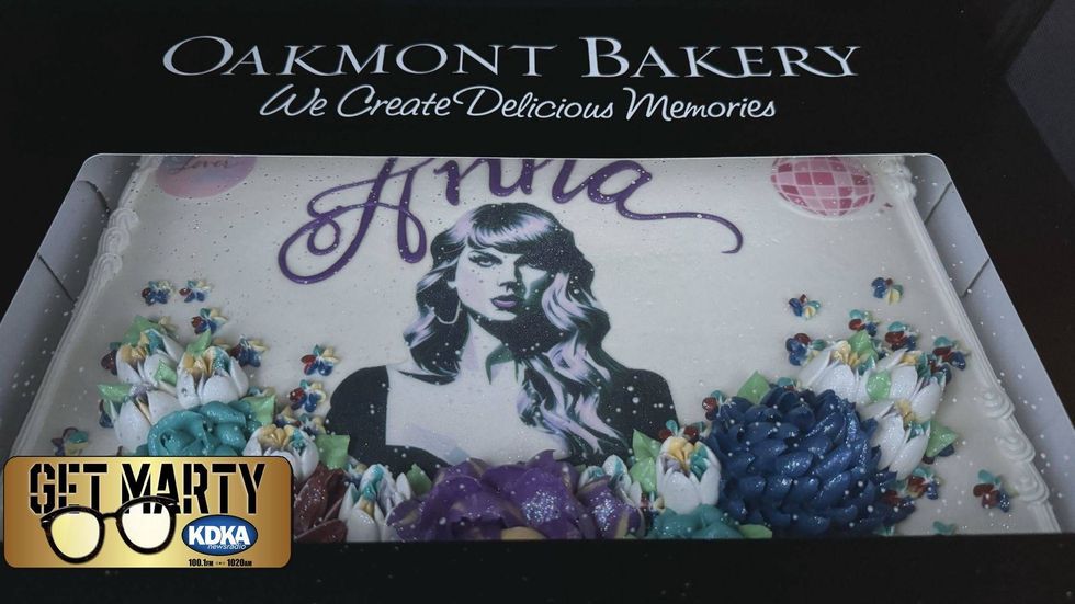 Taylor Swift themed cake created by Oakmont Bakery