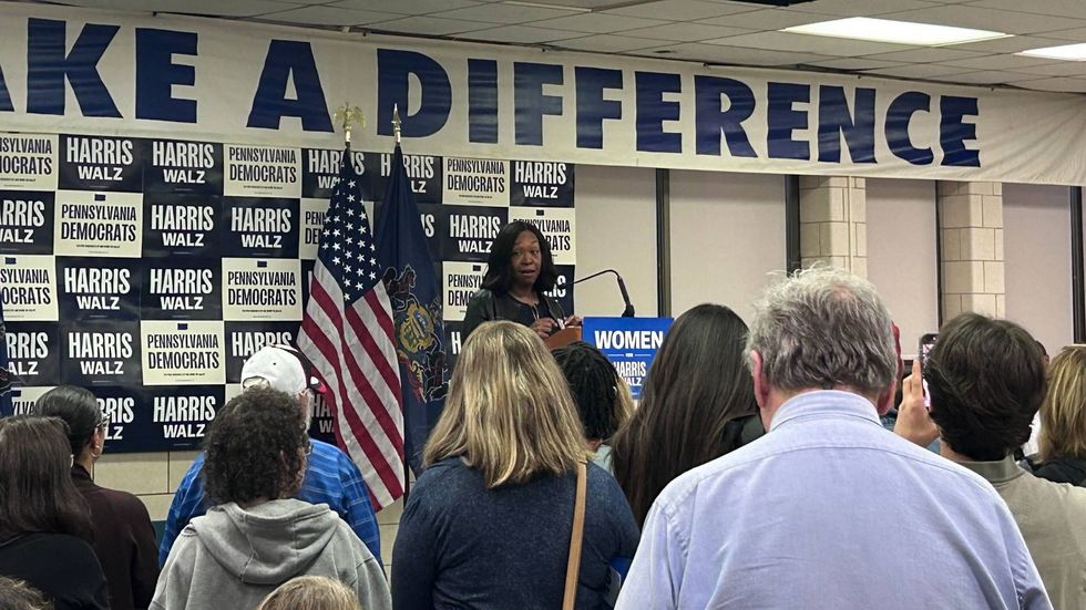Television writer and producer Shonda Rhimes joined Gov. Josh Shapiro to stump for Kamala Harris and Tim Walz, focusing on issues of women
