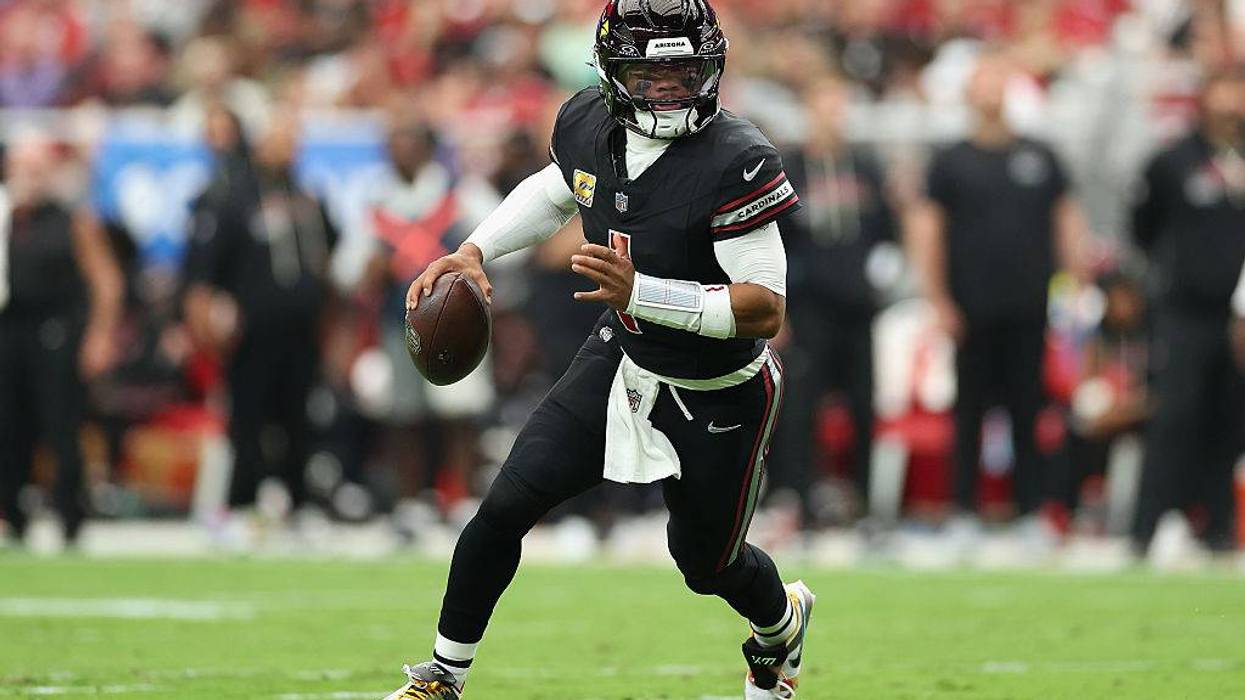 Tennessee Titans v Arizona Cardinals - NFL 2025