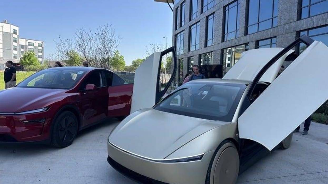 Tesla is preparing to remove human safety monitors from its robotaxi fleet in Austin, a move the company says will shift the service toward fully driverless operation by the end of the year.