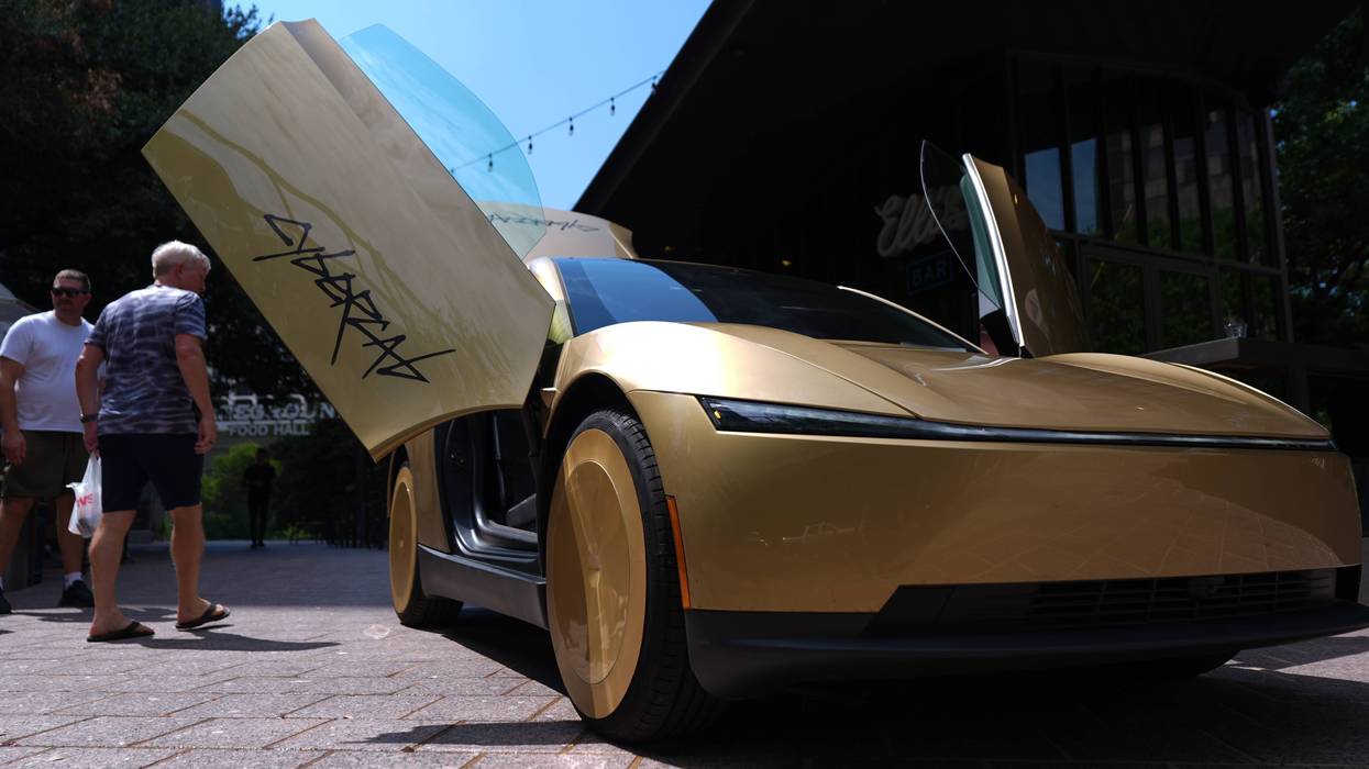 TESLA-TAXIS AUTÓNOMOS