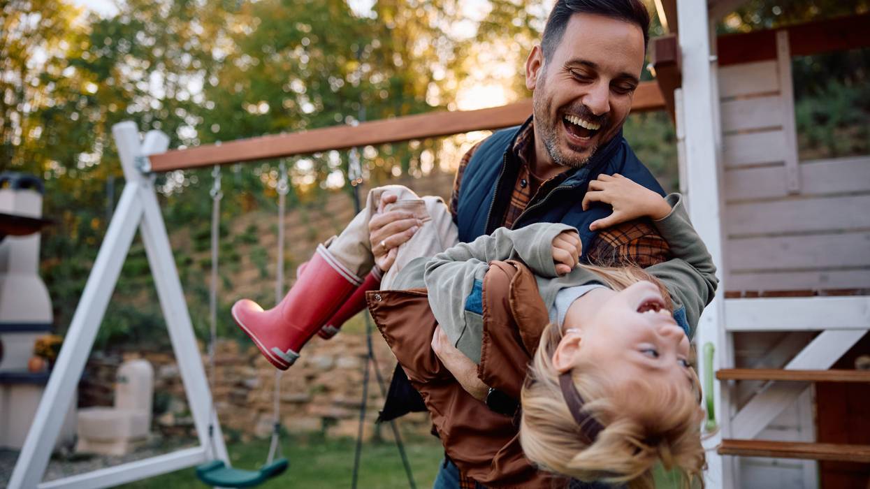 Texas families need to earn about $74,734 a year for one parent to stay home with a child, according to a new national income analysis by SmartAsset.