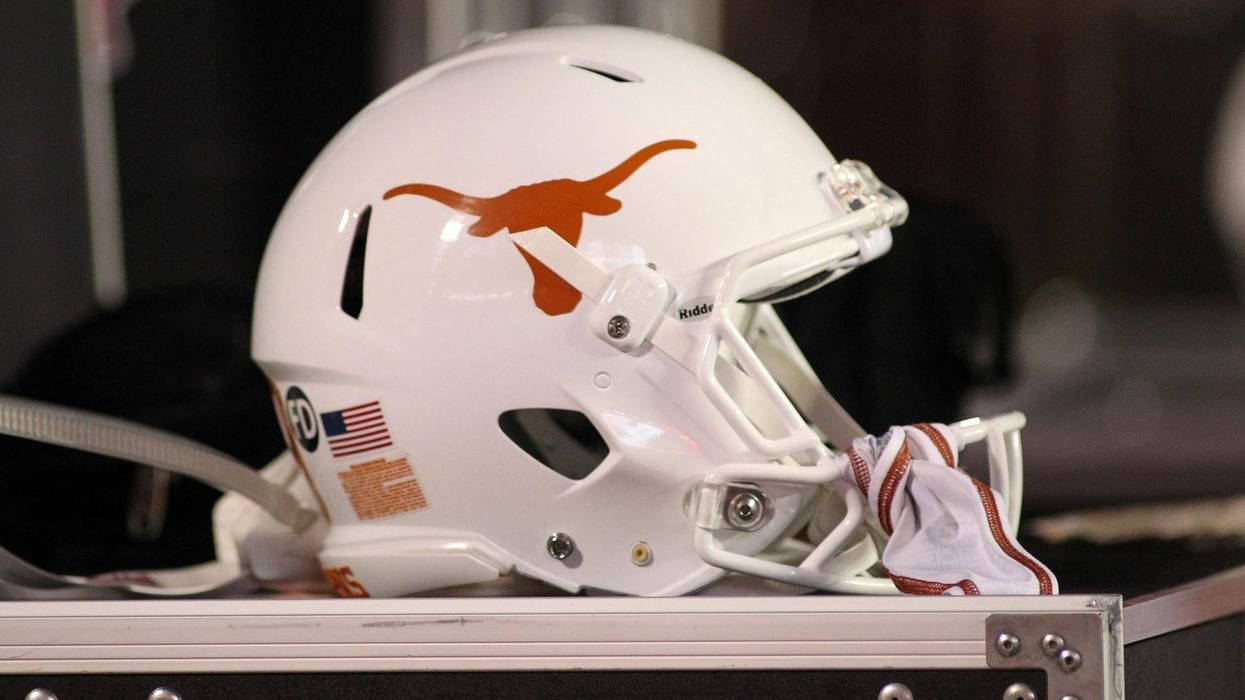 texas_longhorn_football_helmet