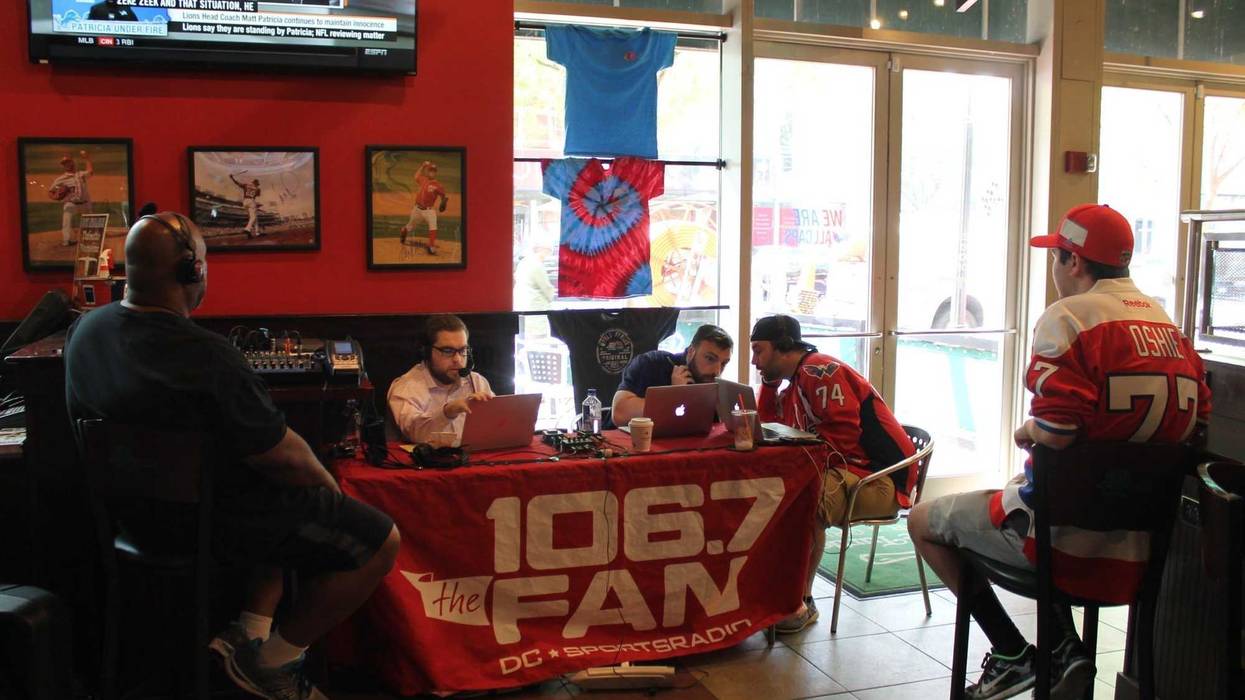 The 106.7 The Fan Street Team joins Grant & Danny as they broadcast live at The Greene Turtle during Game 1 of the Capitals vs. Lighting.