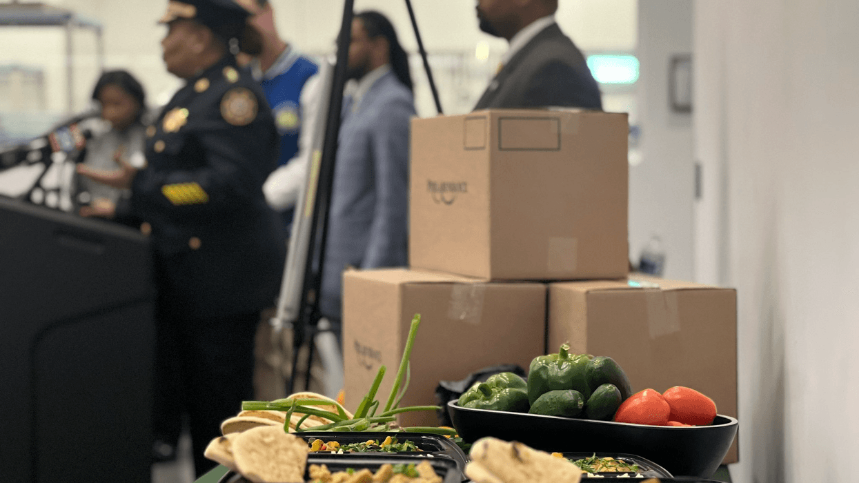 The 4th annual Driving Hunger Away During Ramadan food distribution program will deliver at least 200 meals a day, every day of Ramadan, in communities throughout Philadelphia.