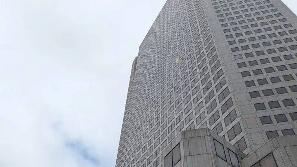 The AT&T Building is the largest building in Missouri with nearly 1.4 million sqft