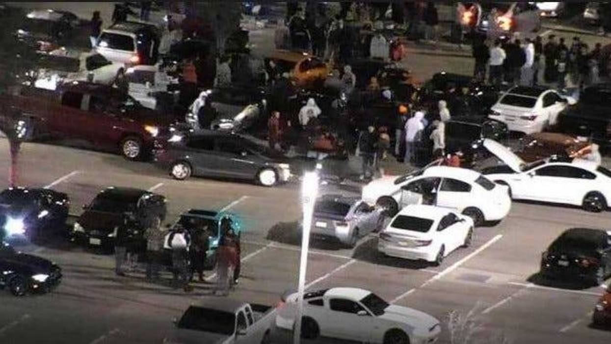 The car meetup at Neshaminy Mall Saturday night.