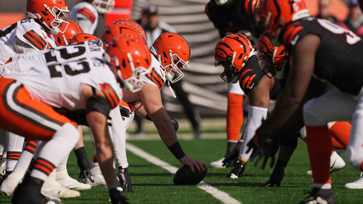 The Cleveland Browns and Cincinnati Bengals line up for a play during the first quarter of the game at Paycor Stadium on January 04, 2026 in Cincinnati, Ohio.