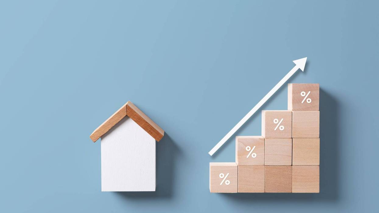 The concept of the growth trend of real estate business and increase in real estate investment