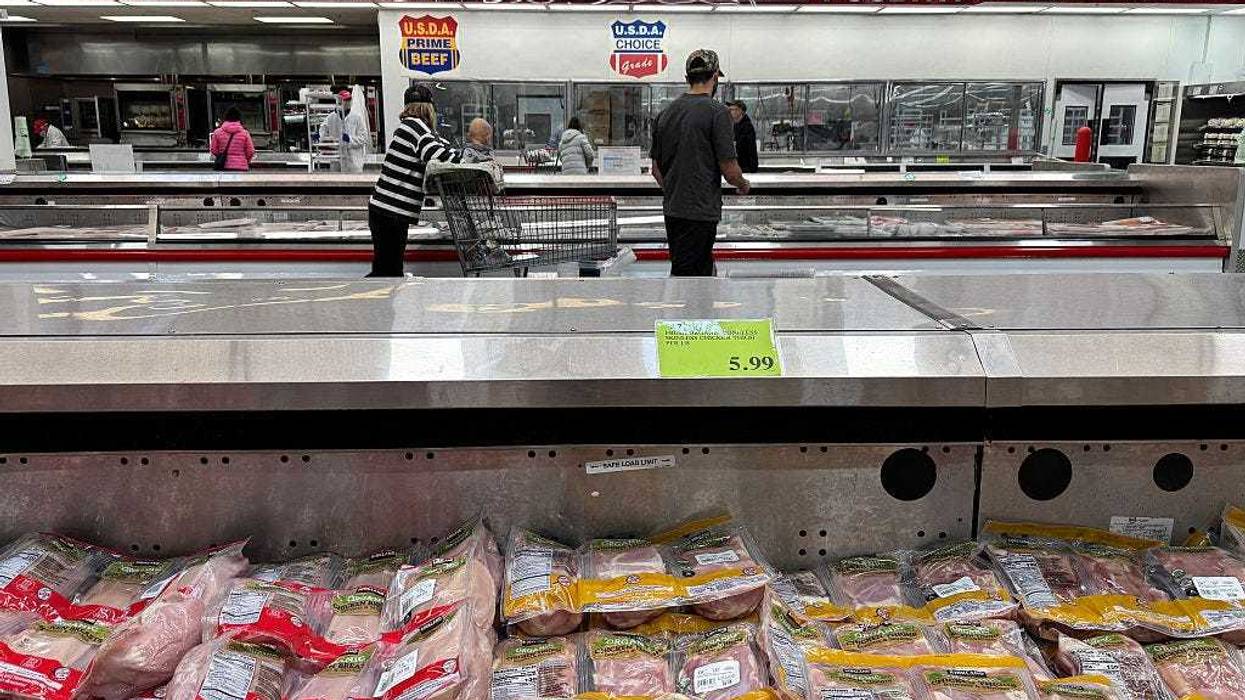 The FBI is investigating after $400,000 in Costco Lobster was stolen en route to Minnesota.