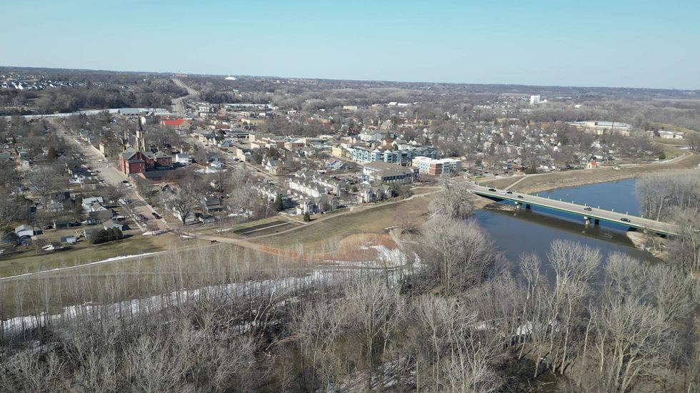 Chaska the latest to allow visitors to wander around with a drink during community gatherings