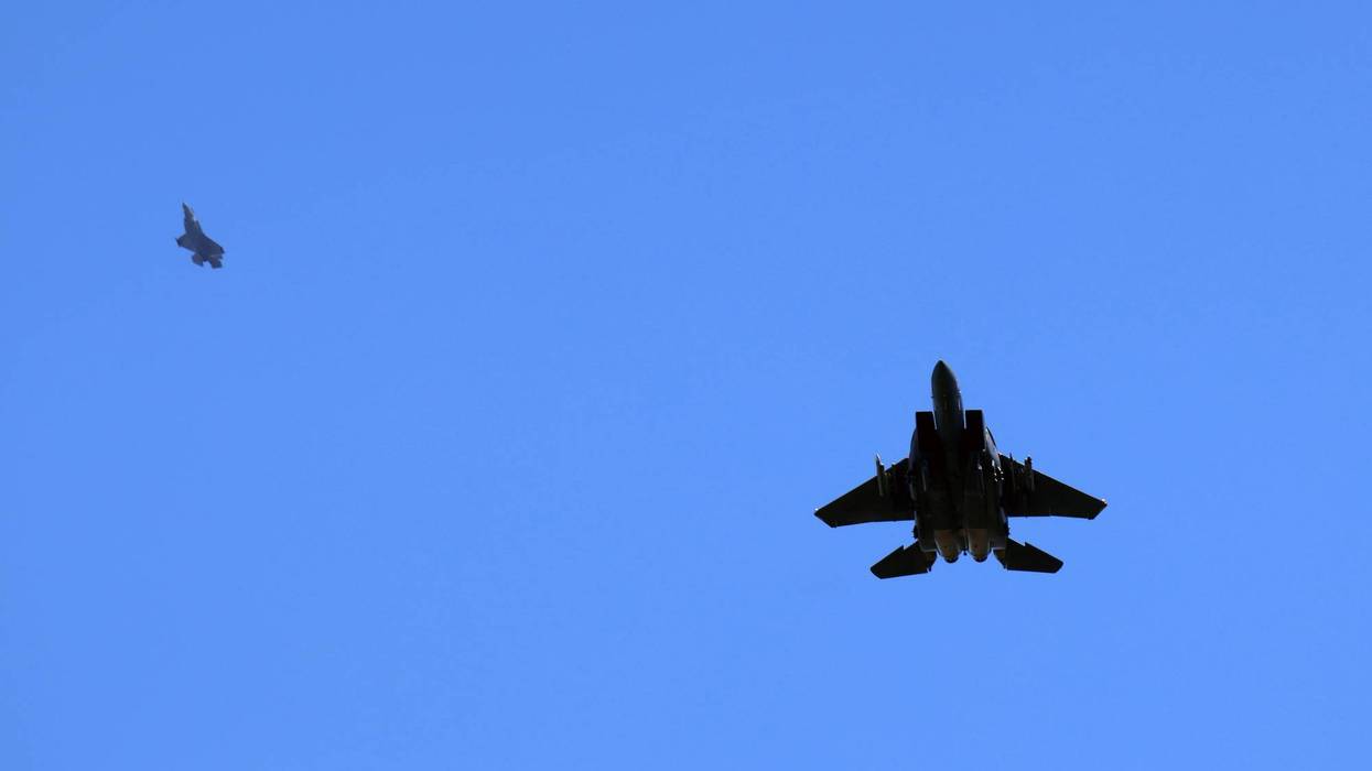 US mounts rescue operation for F-15 fighter jet downed in Iran