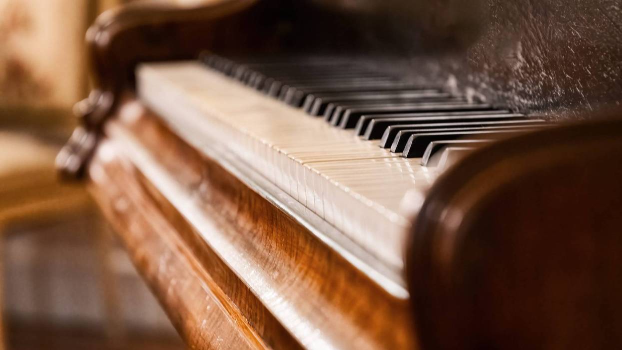The "free piano" scam has become one of the most persistent advance-fee fraud schemes circulating online, and it's targeting music lovers, churches, and schools across Texas and the country.
