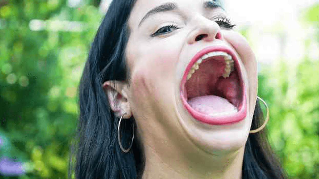 The Guinness World Record confirmed Samantha Ramsdell has “the world’s largest mouth gape (female).” It stretched at 6.52 cm.