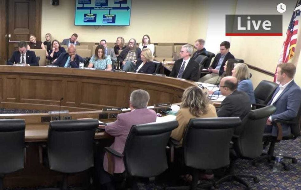 Governor issues executive order directing state agencies to step up their efforts in fighting fraud