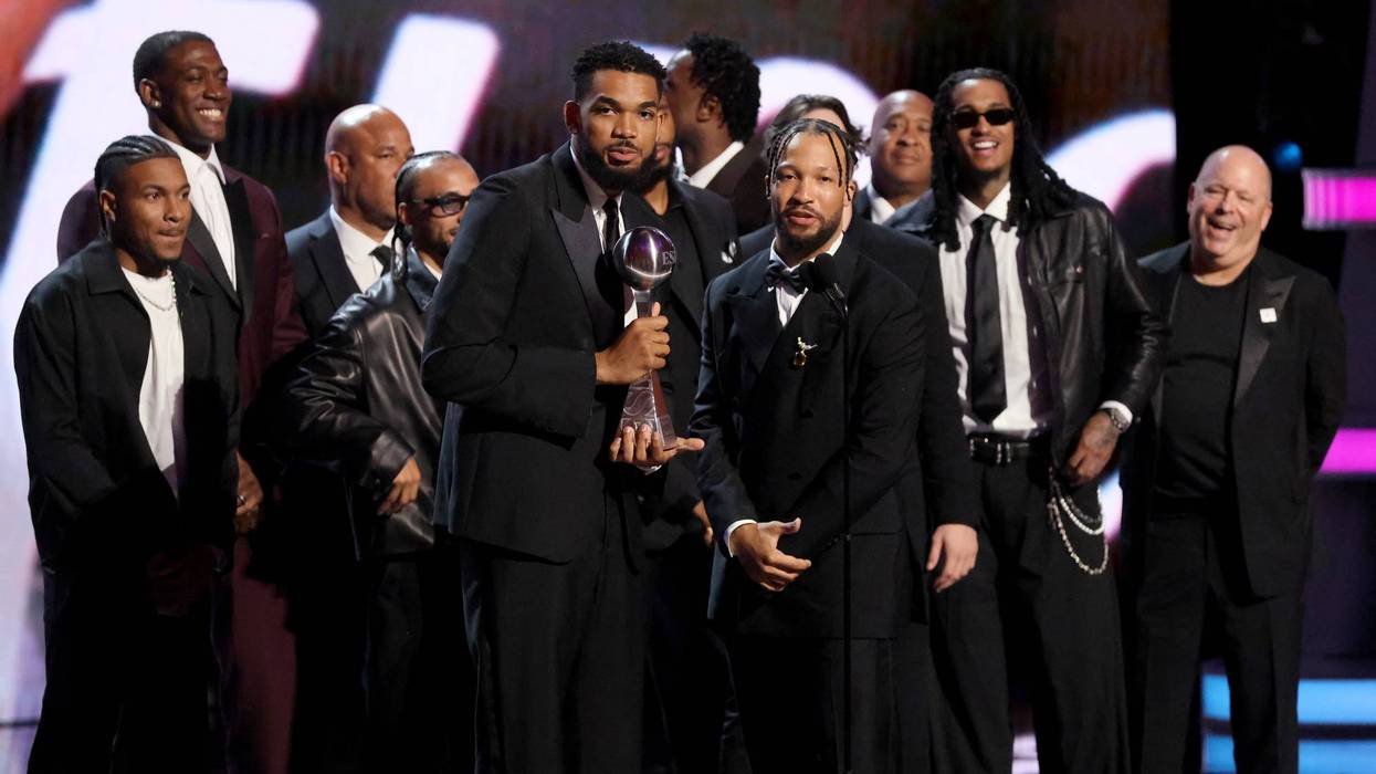 Championship Knicks make clean sweep at ESPYs